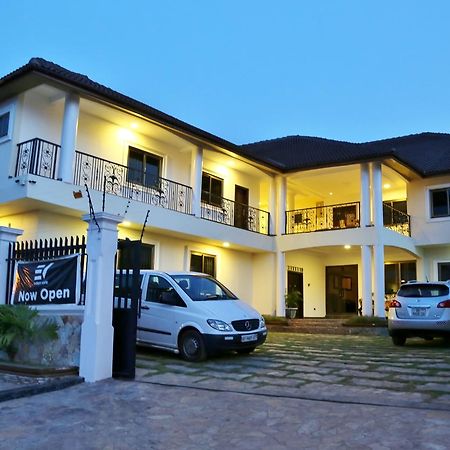 Eden Vale Hotel Ajiringano 외부 사진